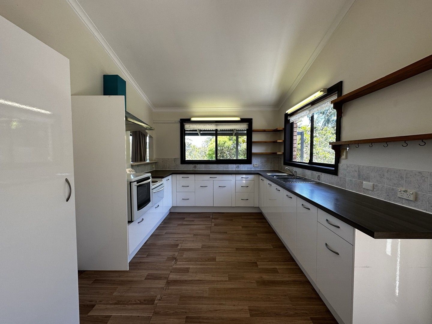 4 bedrooms House in 223 Scenic Highway TERRIGAL NSW, 2260