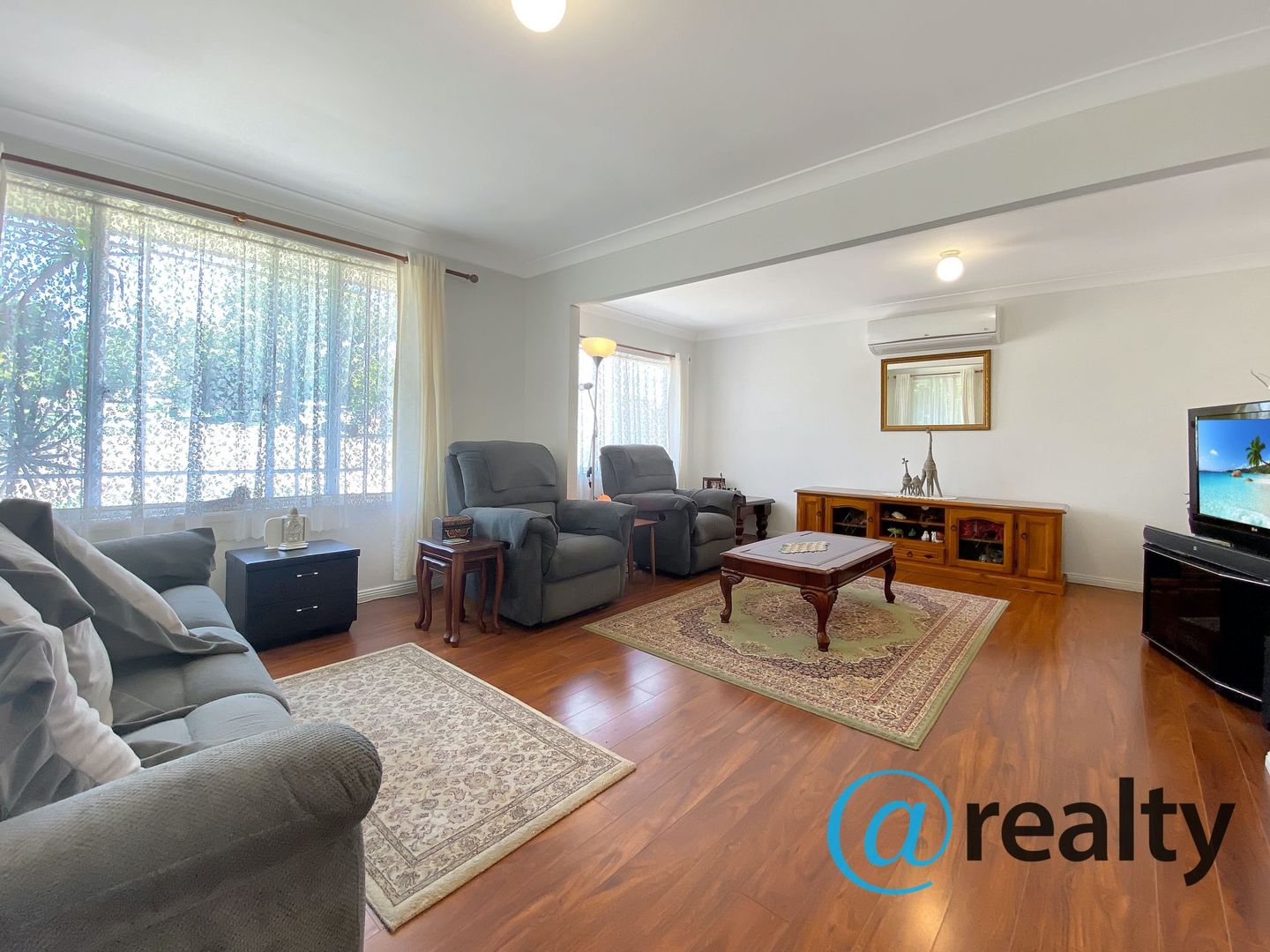 8 Myall Close, Blue Haven NSW 2262, Image 2