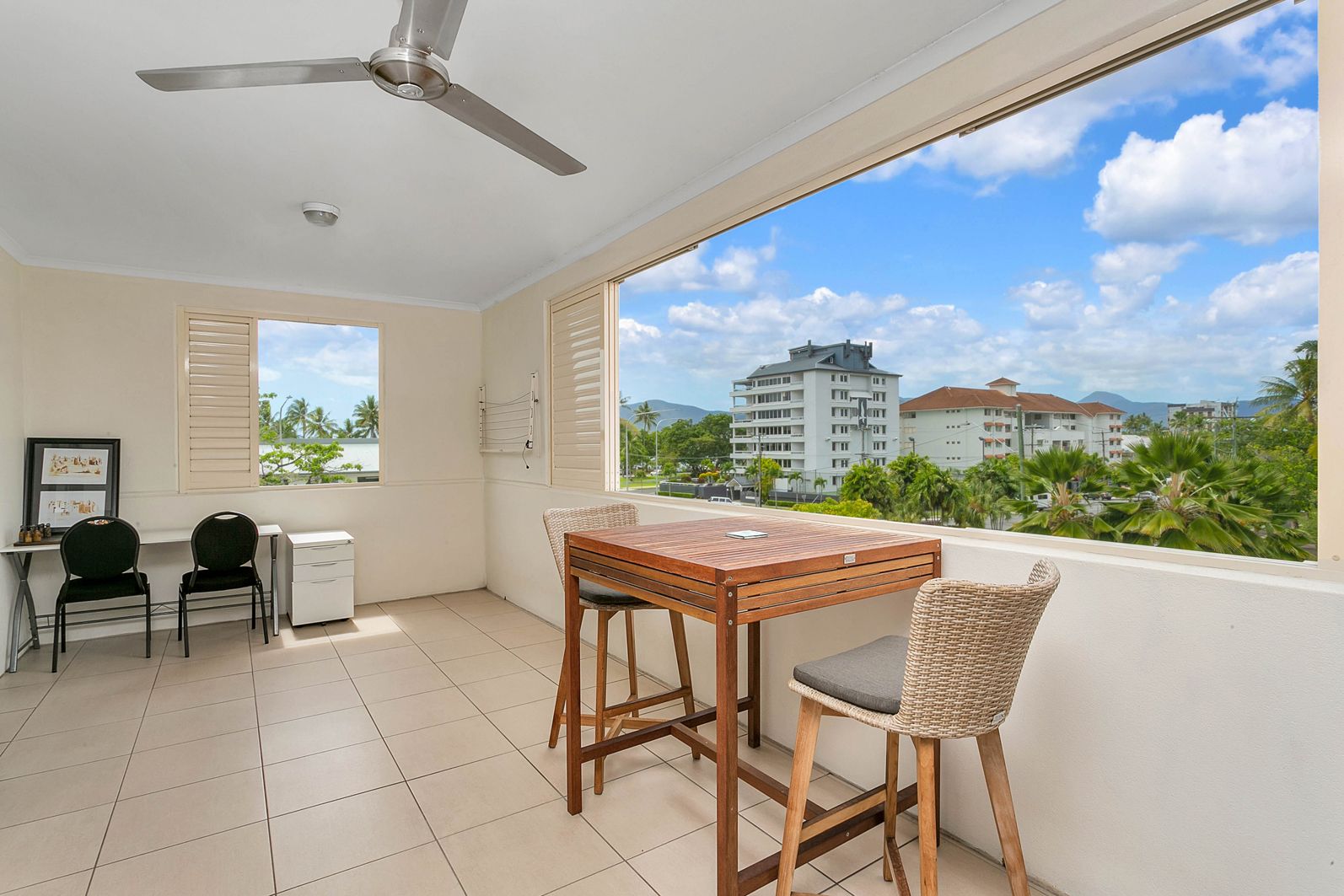 206 335 Lake Street Cairns North Qld 4870 Domain