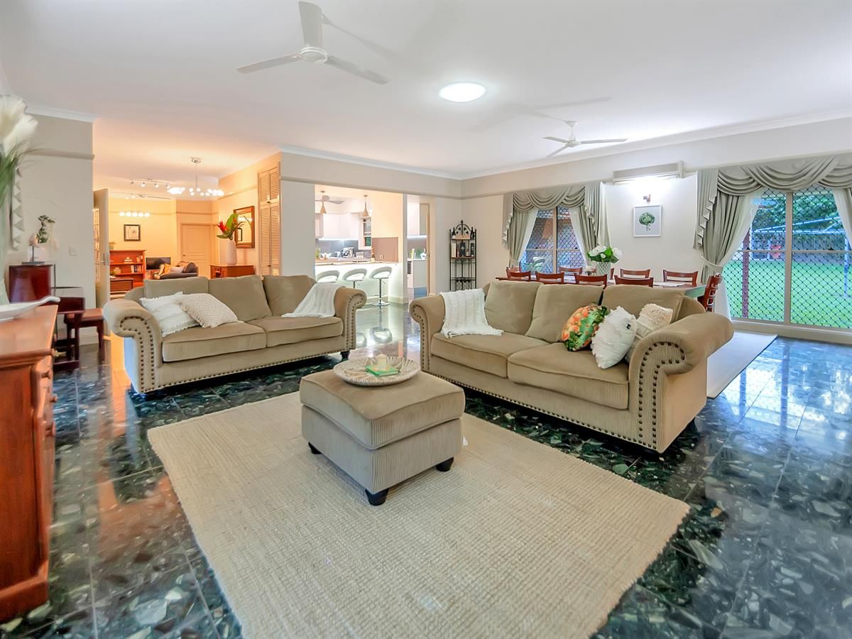 10-12 Crystal Close, Redlynch QLD 4870, Image 2