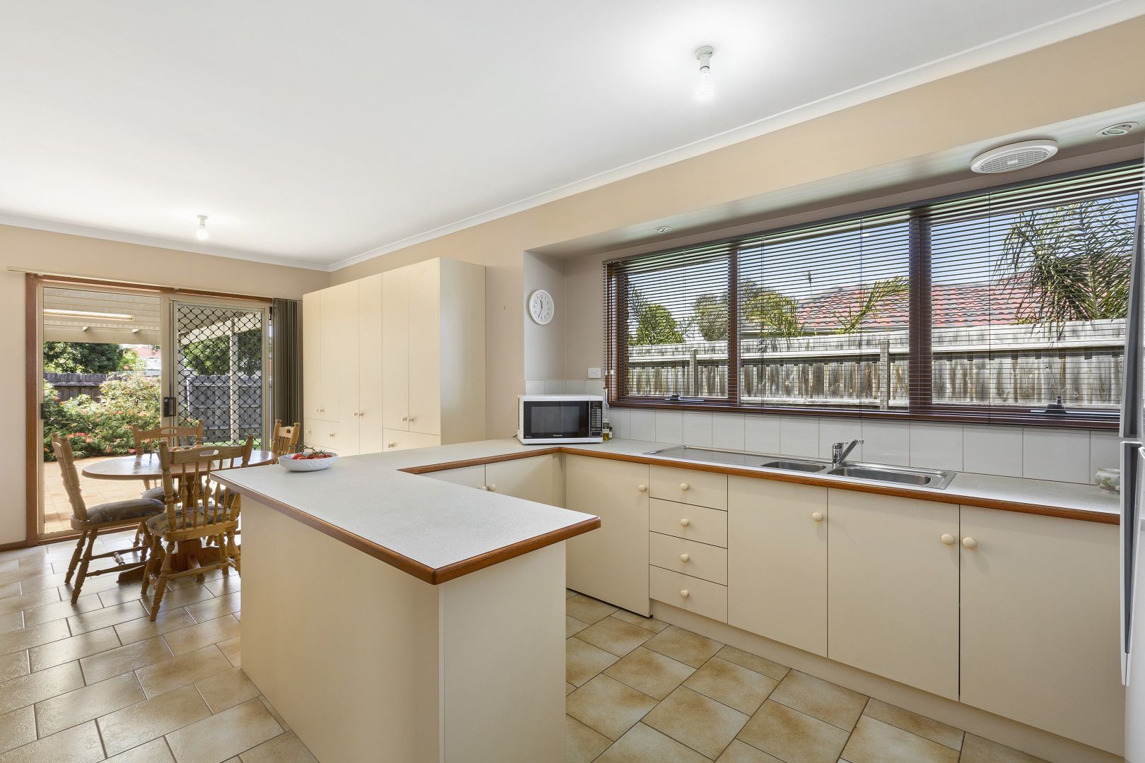 7/140-142 Wells Road, Aspendale Gardens VIC 3195, Image 2