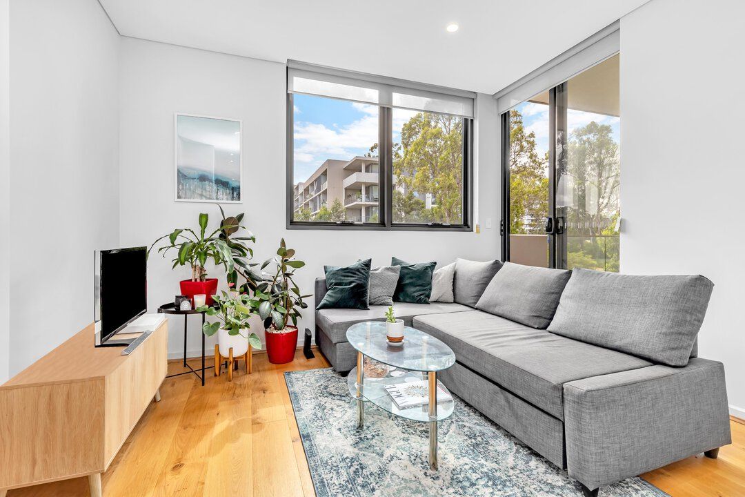 111/100 Fairway Drive, Norwest NSW 2153 Domain