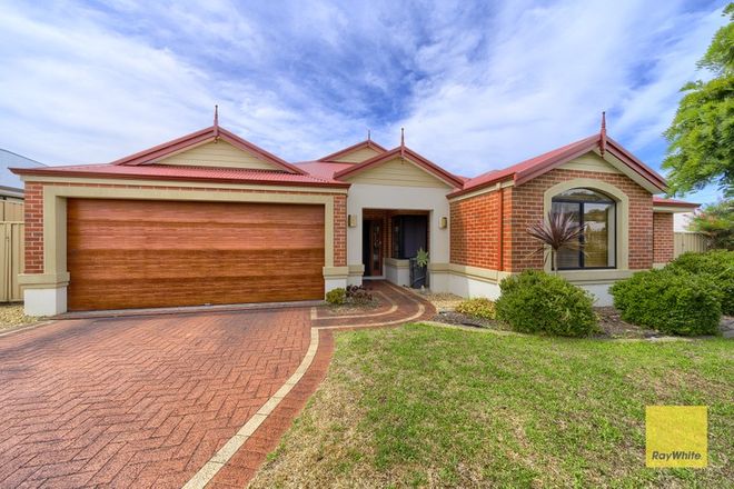 Picture of 2 Grevillea Way, YAKAMIA WA 6330