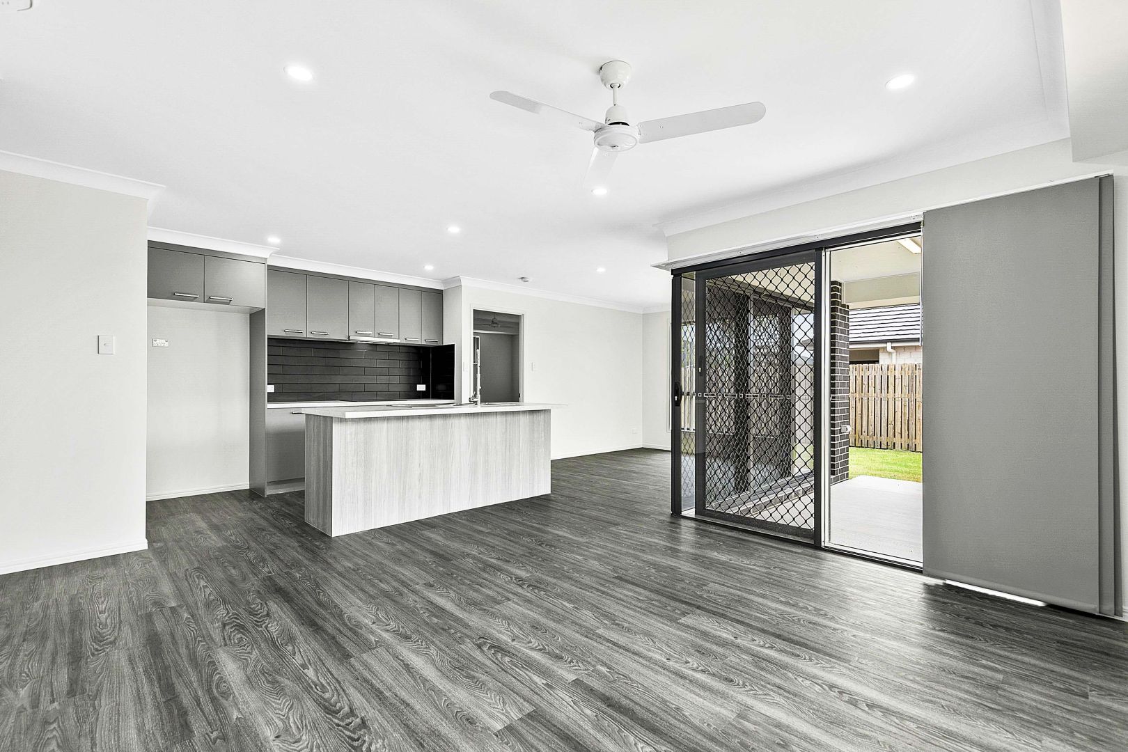 32 Sailaway Circuit, Eli Waters QLD 4655 House For Rent 600 Domain