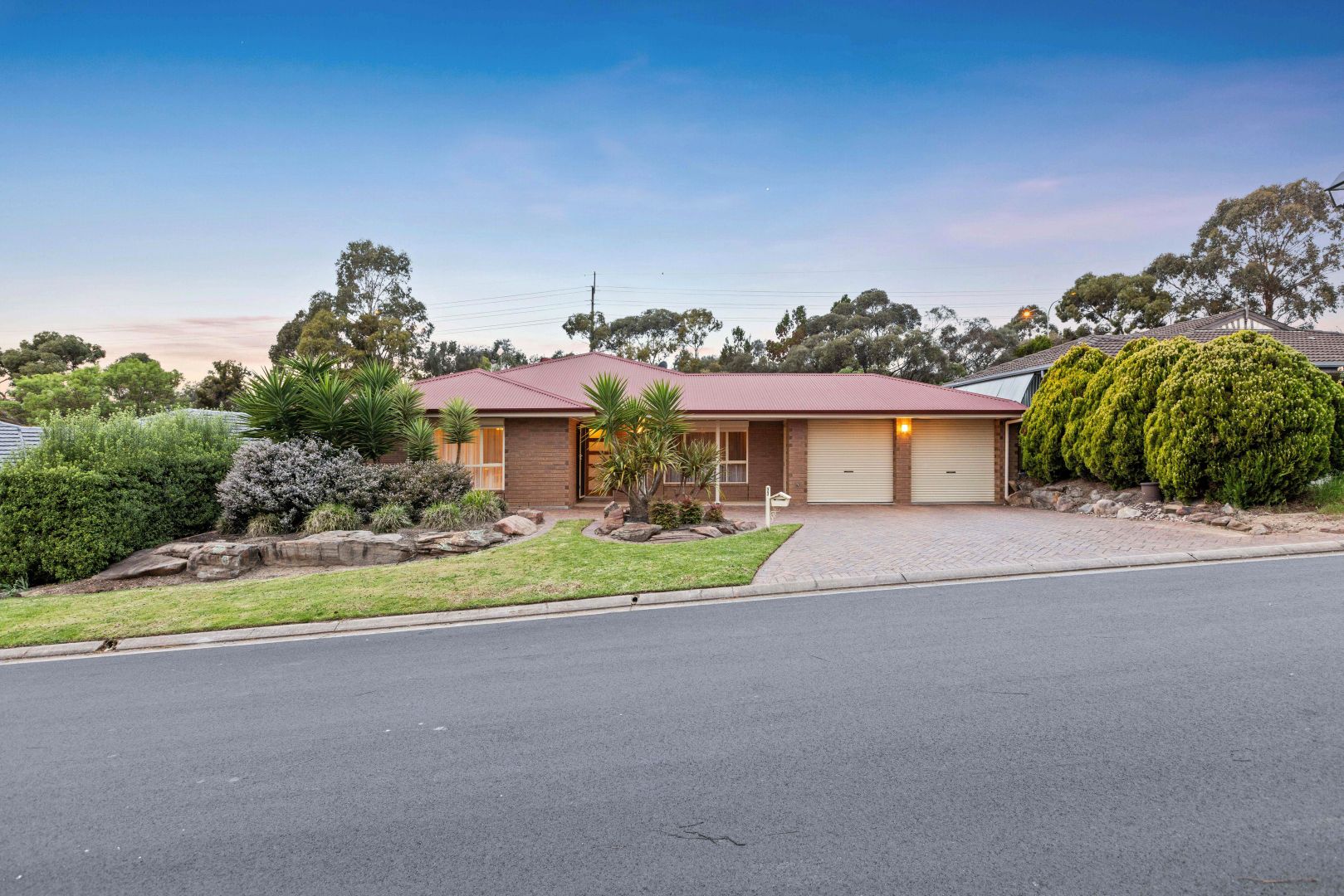 33 St Andrews Way, Morphett Vale SA 5162, Image 2