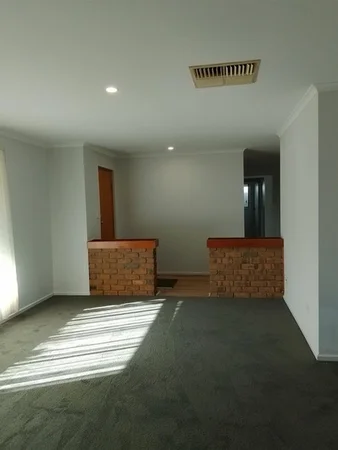 Additional image 4 of 3 Hendrix Crescent, Woodcroft SA 5162