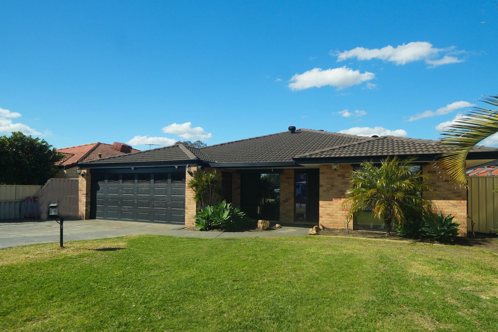 5 bedrooms House in 60 Bennett Street CAVERSHAM WA, 6055