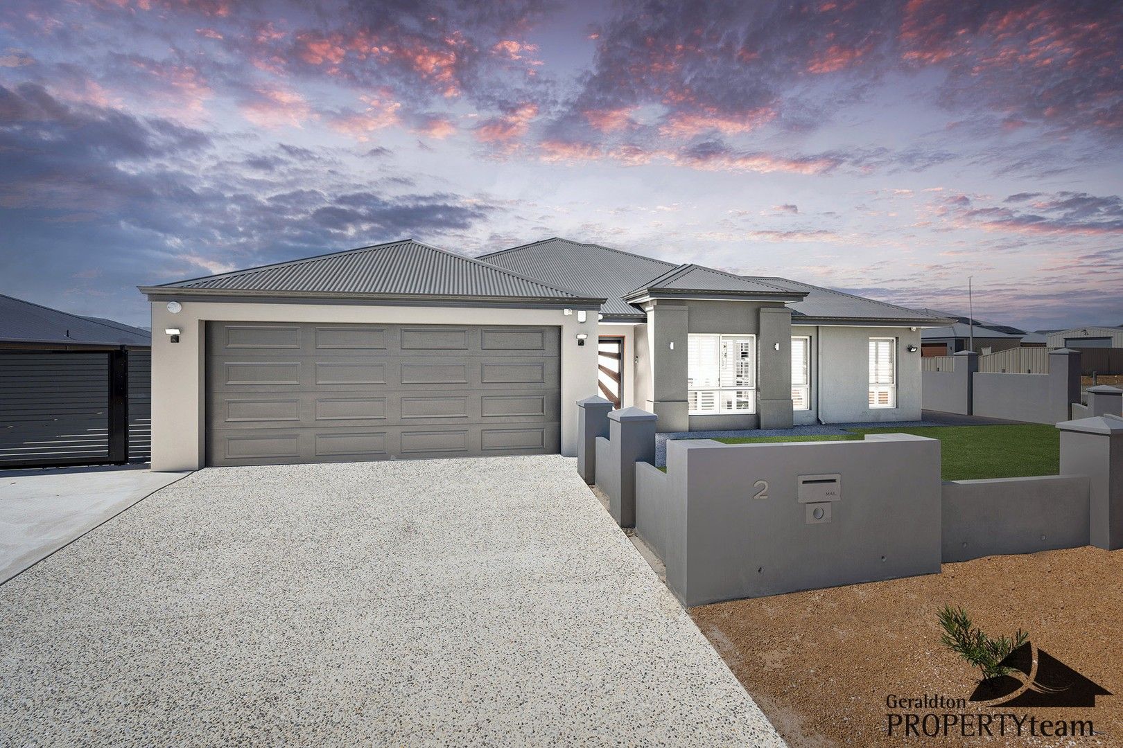 5 bedrooms House in 2 Shamrock Street WANDINA WA, 6530