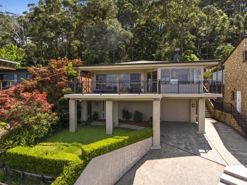 4 bedrooms House in 57 Coreen Drive WAMBERAL NSW, 2260