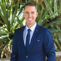 Ray White Mooloolaba - Michael Picoto