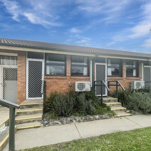 2/24 Mittagang Road, Cooma NSW 2630