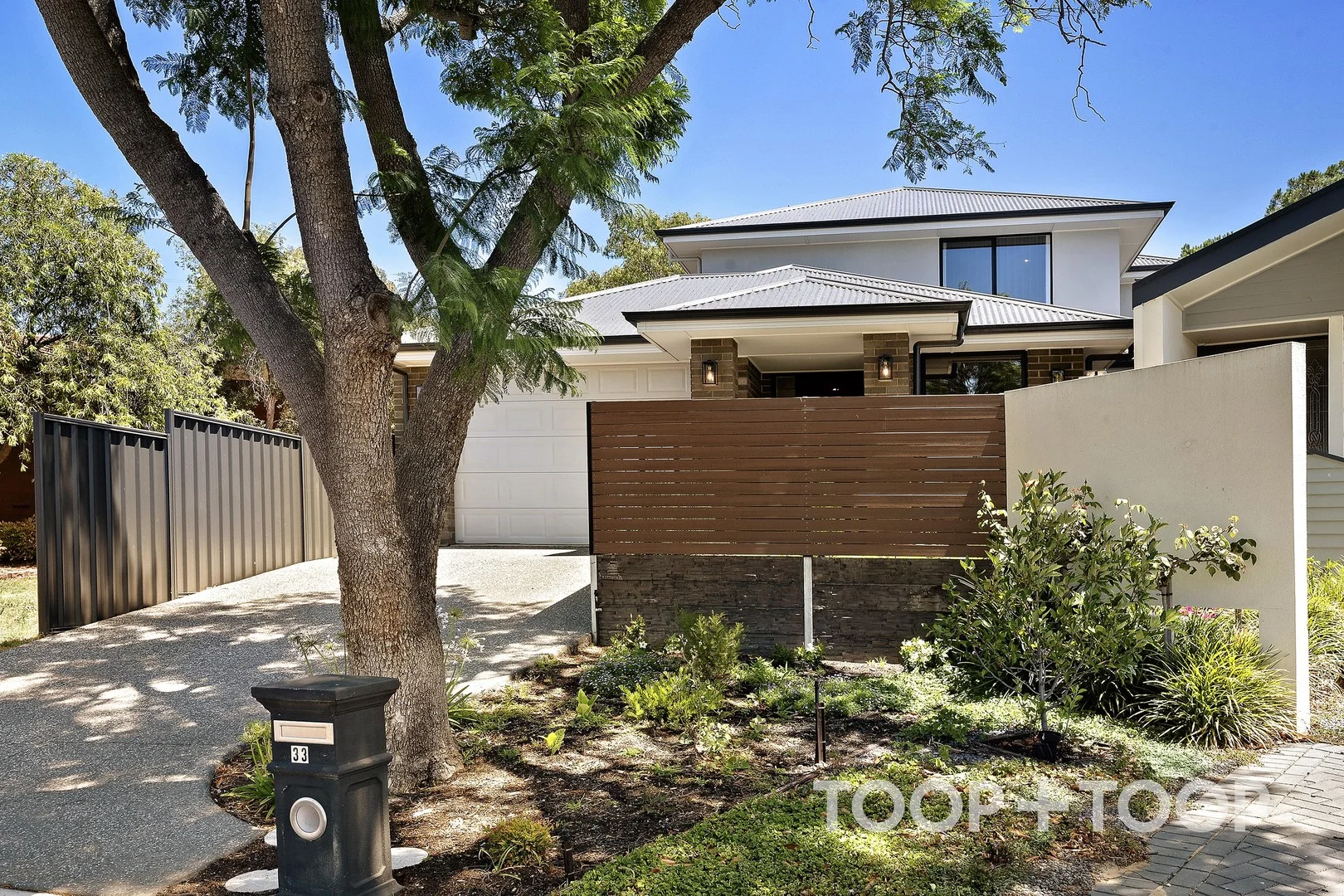 33 Pine Lodge Crescent, Grange SA 5022