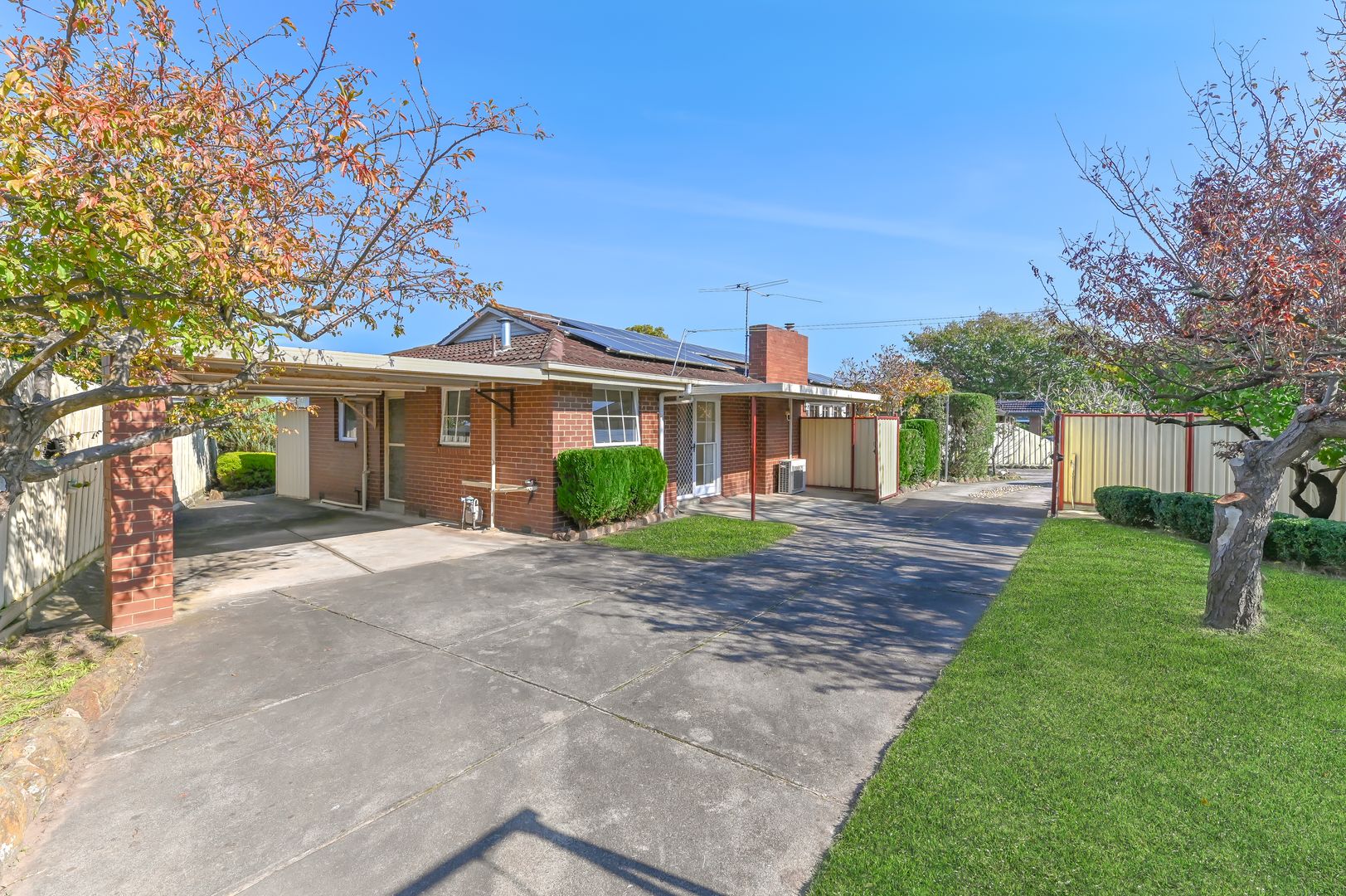 40 Darnley Grove, Wheelers Hill VIC 3150, Image 2