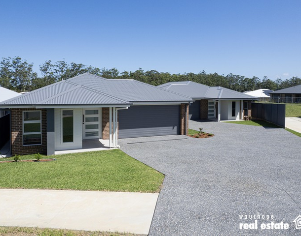6B Countryside Place, Thrumster NSW 2444