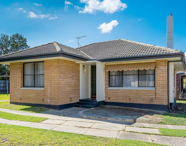 10 Chester Court, Fawkner VIC 3060