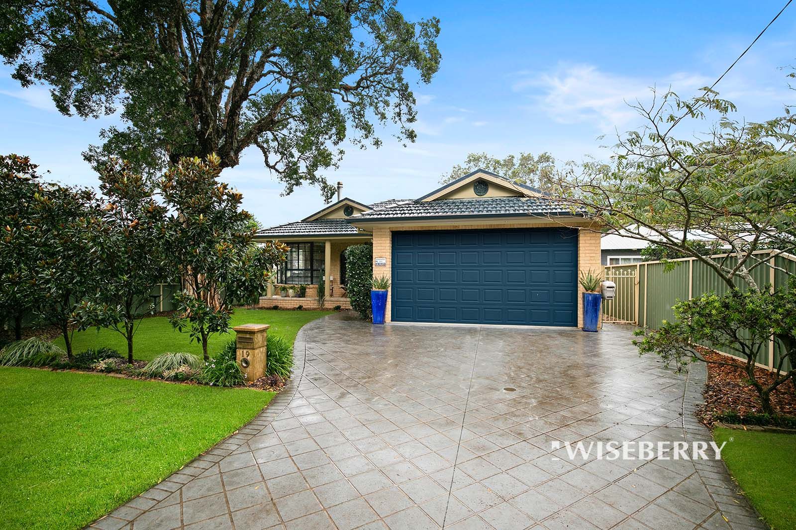 19 Weemala Street, Budgewoi NSW 2262, Image 0