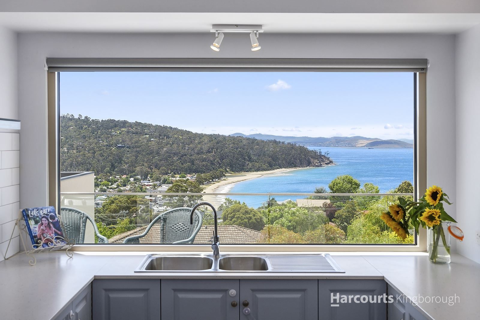 3/4 Tanina Mews, Kingston Beach TAS 7050, Image 0