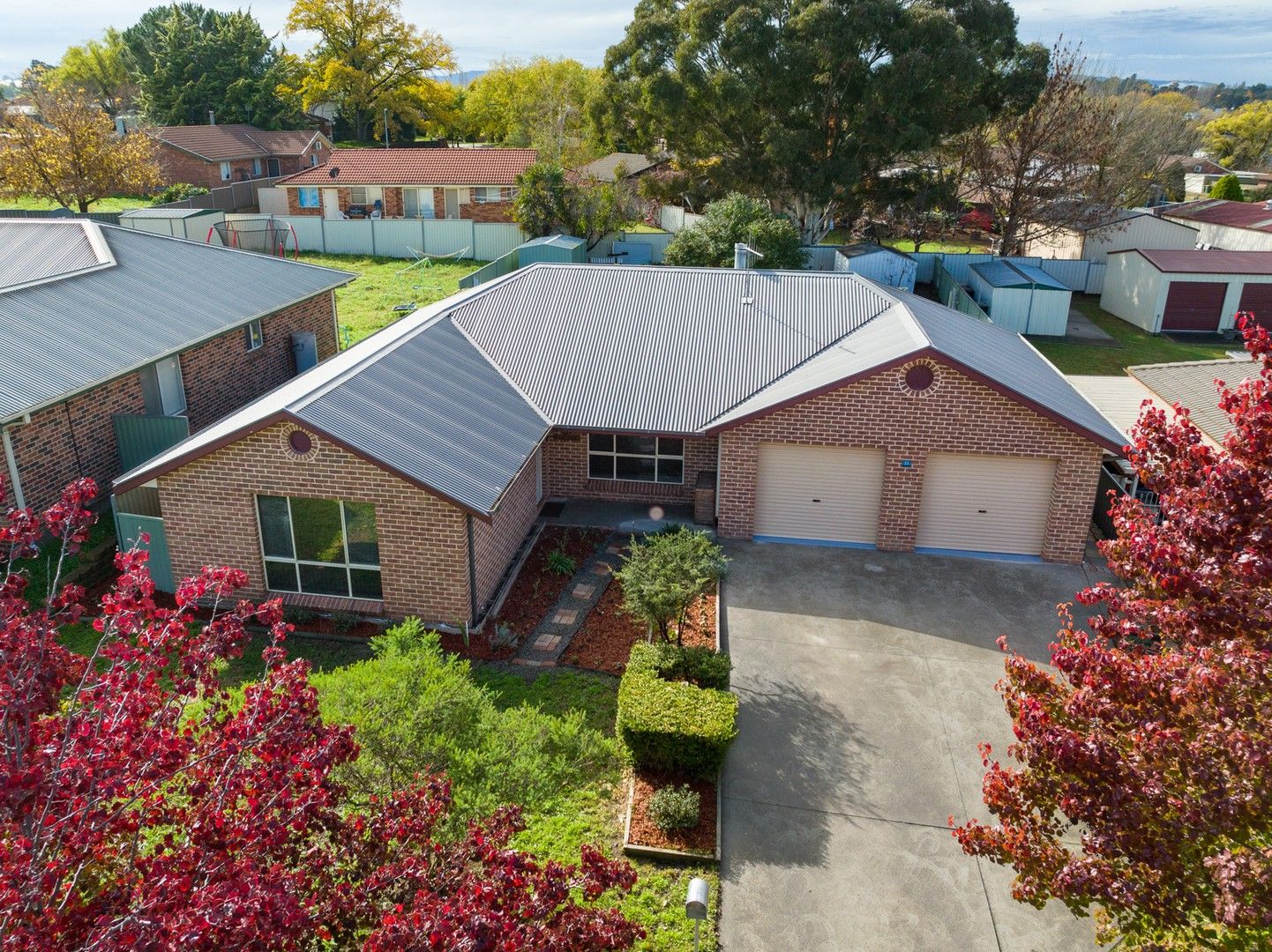 3 bedrooms House in 11 Spofforth Place BATHURST NSW, 2795
