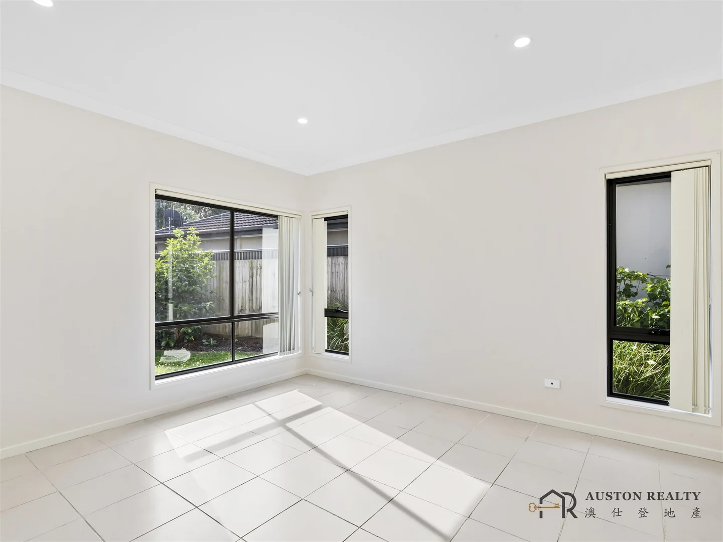 Additional image 13 of 16 LOCKWOOD PLACE, Molendinar QLD 4214