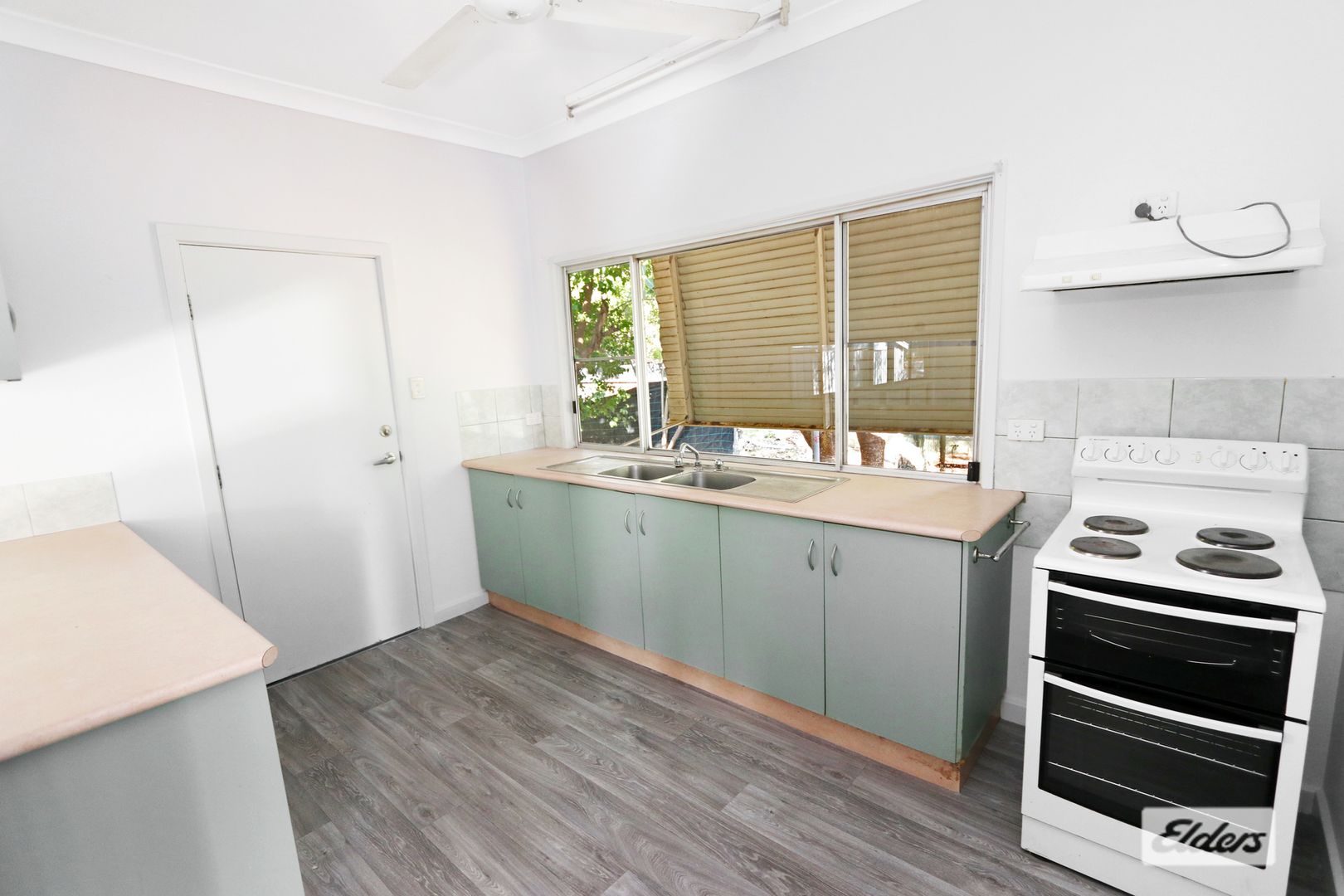 8 Dowling Street, Katherine NT 0850 Domain