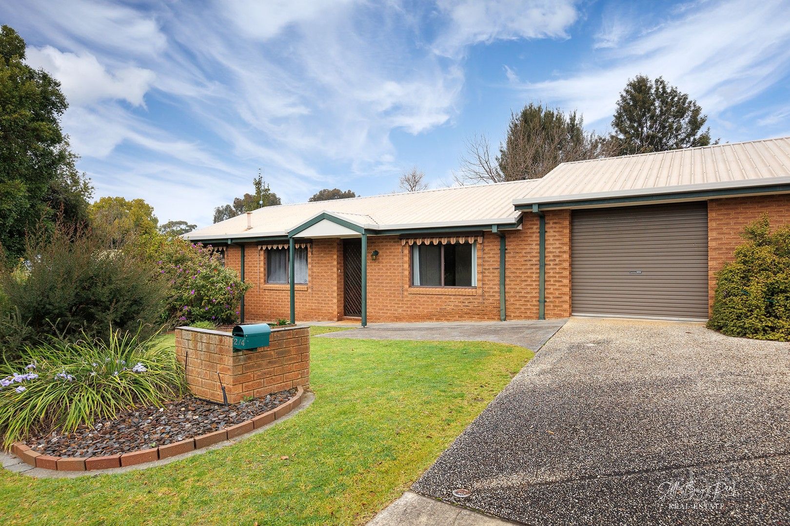 2/4 CHIFLEY STREET, Wodonga VIC 3690, Image 0