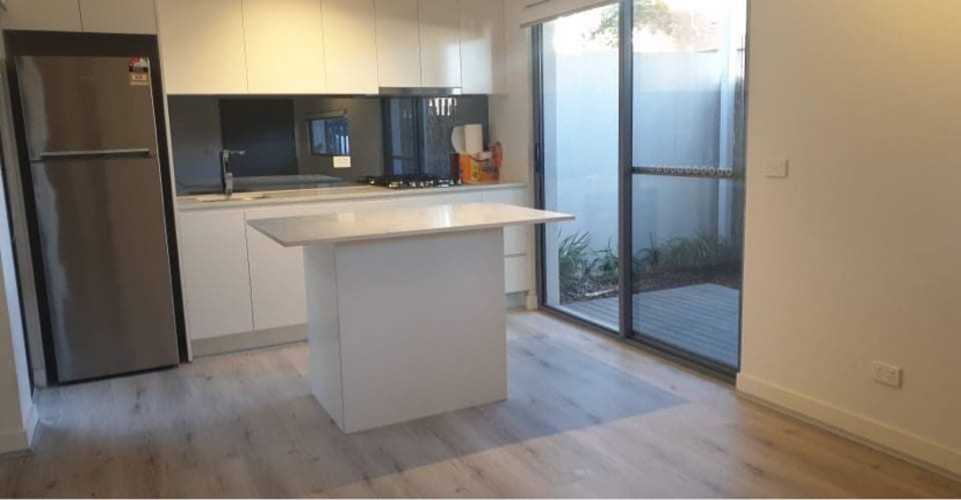 1 bedrooms Apartment / Unit / Flat in 1/4 Pridham St KENSINGTON VIC, 3031