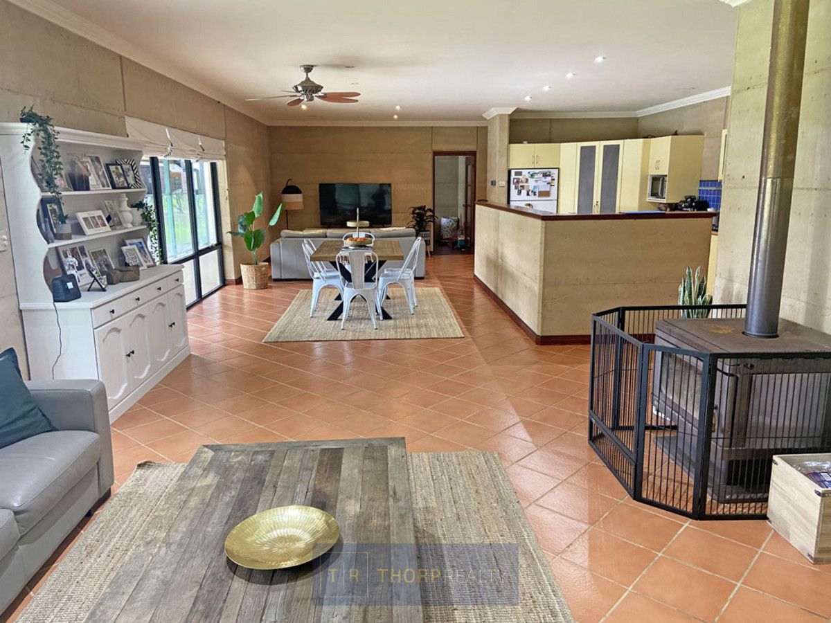 4 bedrooms Rural in 206 Helms Drive PINK LAKE WA, 6450