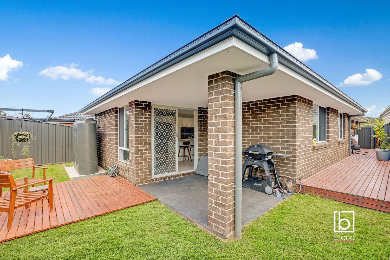 8 Cadogan Crescent, Woongarrah NSW 2259, Image 2