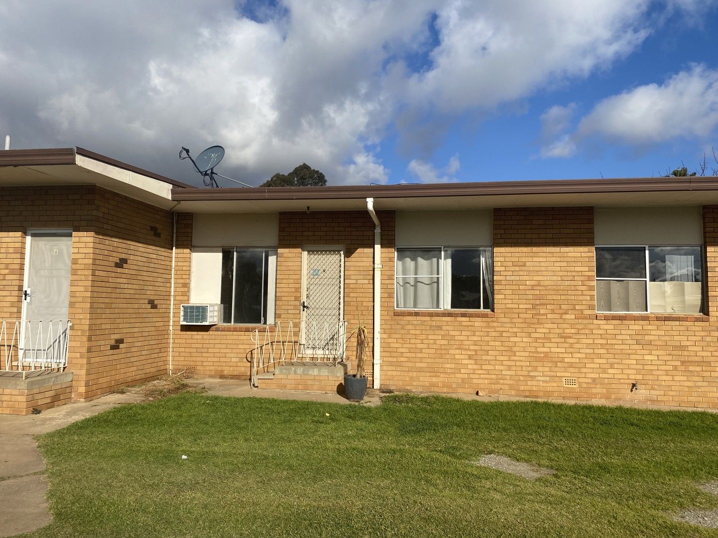 2 bedrooms Apartment / Unit / Flat in 5/71-73 Hill Street PARKES NSW, 2870