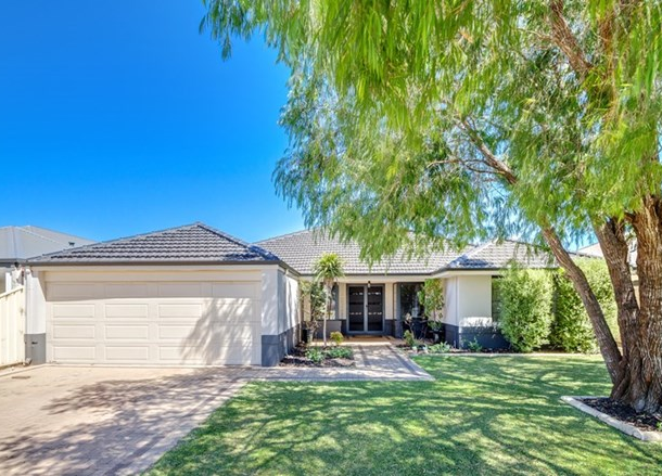 8 Stanford Drive, Abbey WA 6280