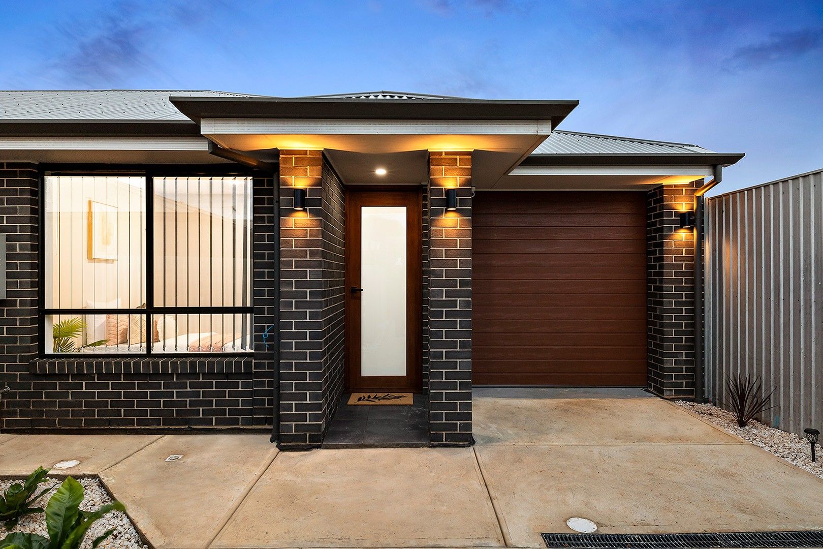 4 bedrooms House in 5B Nuddea Place PARAFIELD GARDENS SA, 5107