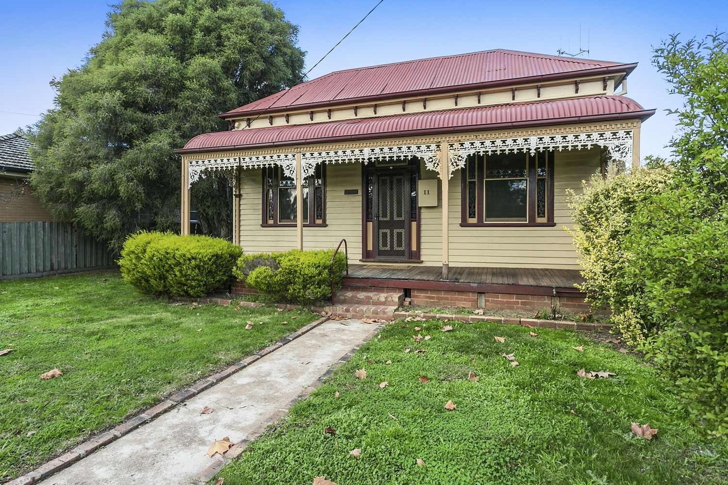 11 High Street, Kangaroo Flat Property History & Address Research