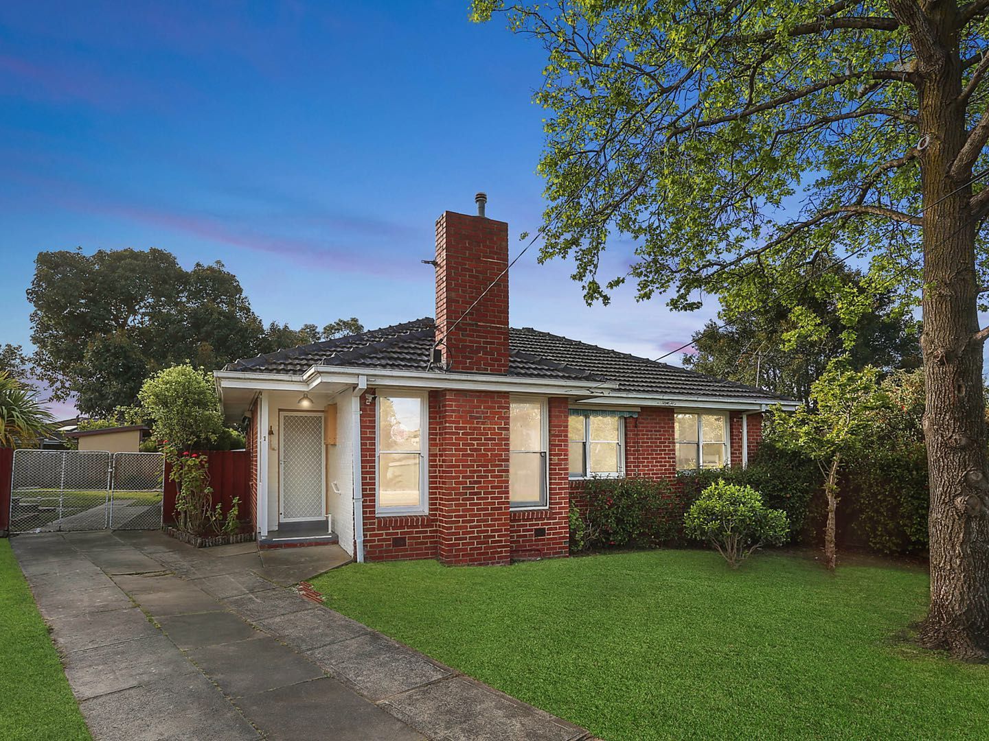 1 Tandara Court, Chadstone VIC 3148, Image 0