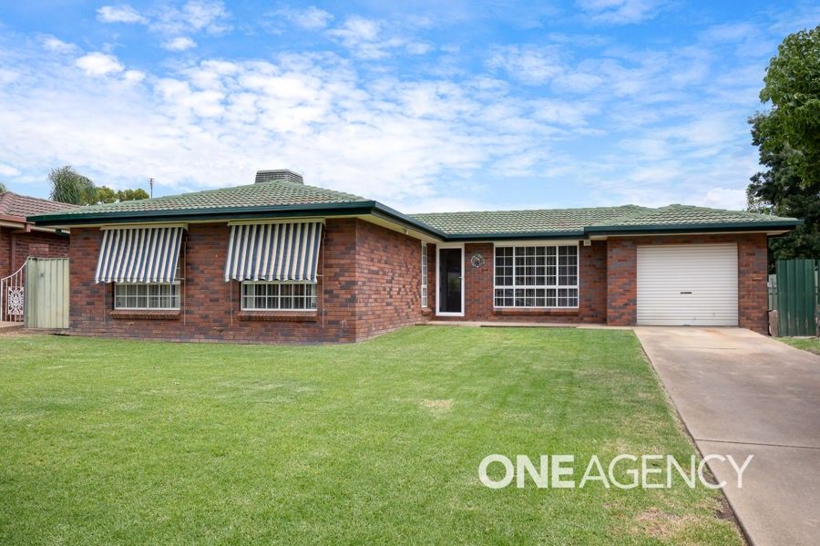 18 GOBORRA STREET, Glenfield Park NSW 2650, Image 0