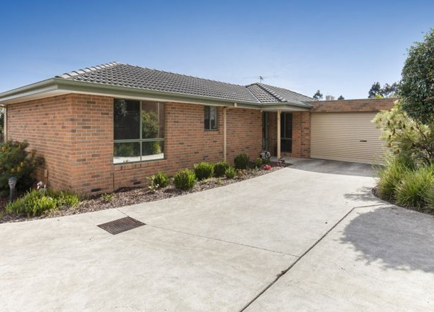 6/79 Strathavan Drive, Berwick VIC 3806