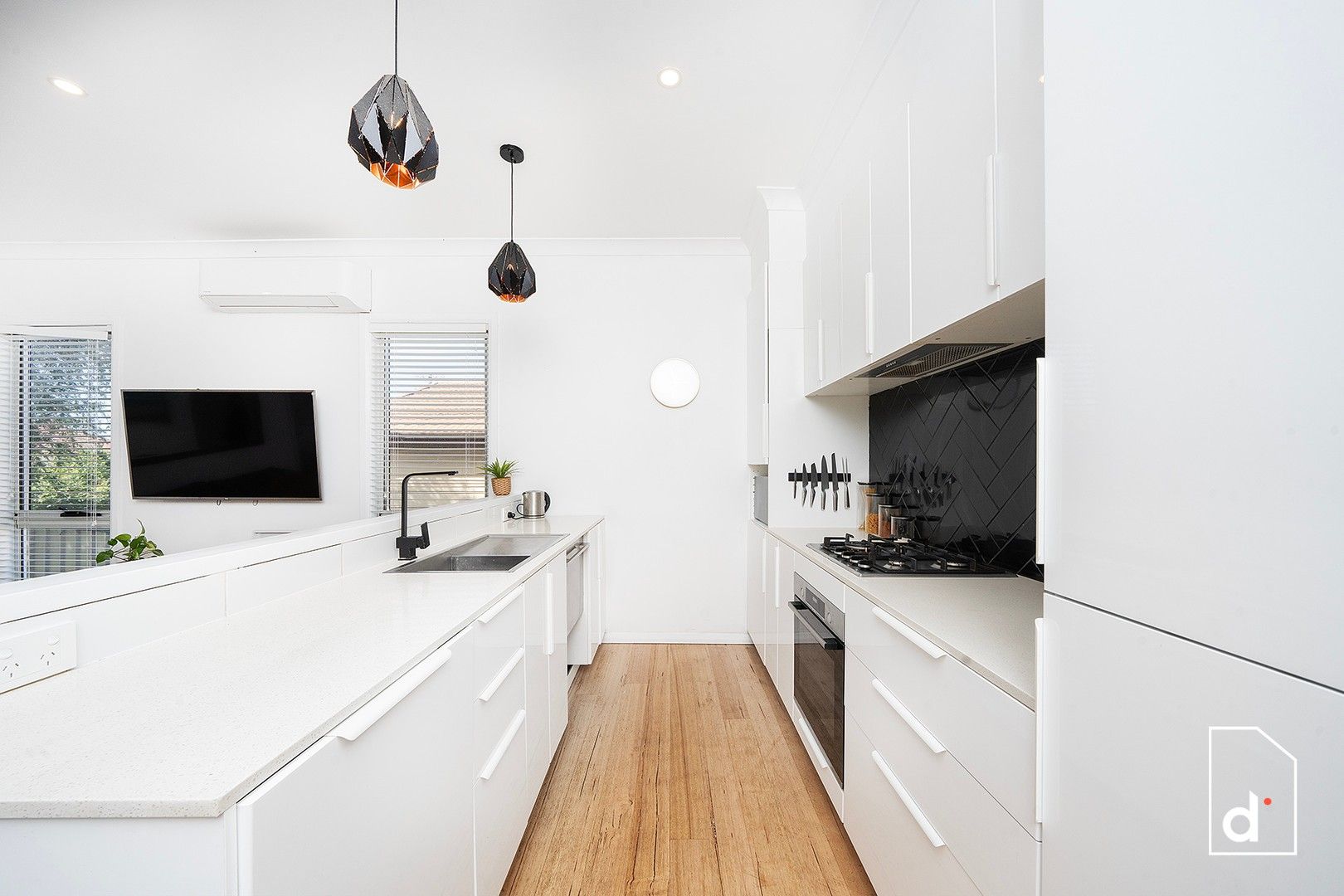 2 bedrooms House in 31 Bridge Street CONISTON NSW, 2500