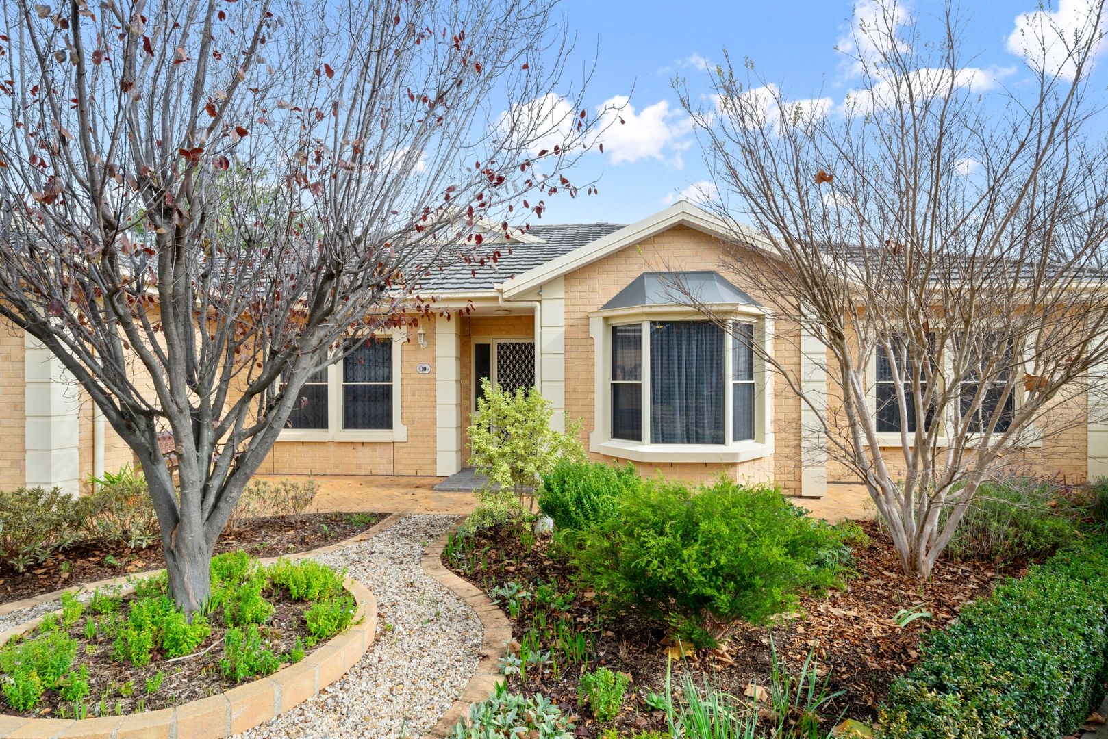 10 Ferris Court, Mclaren Val Property History & Address Research Domain