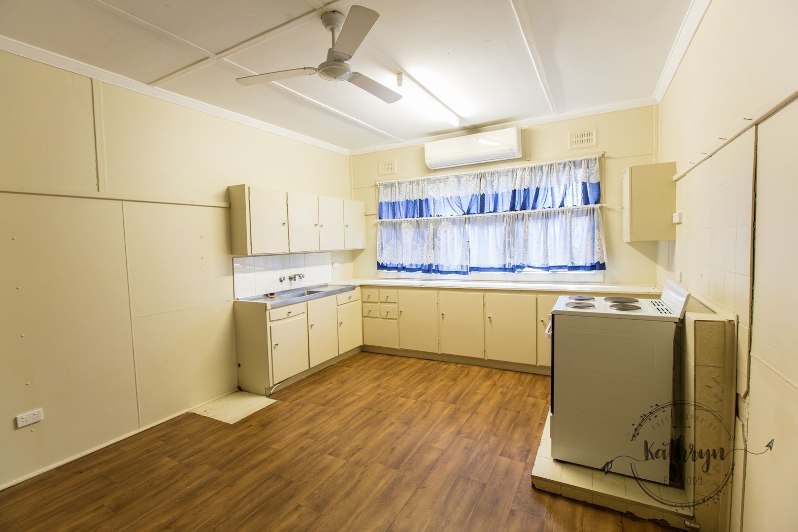 41 Wamboin Street, Gilgandra NSW 2827 House For Rent 285 Domain