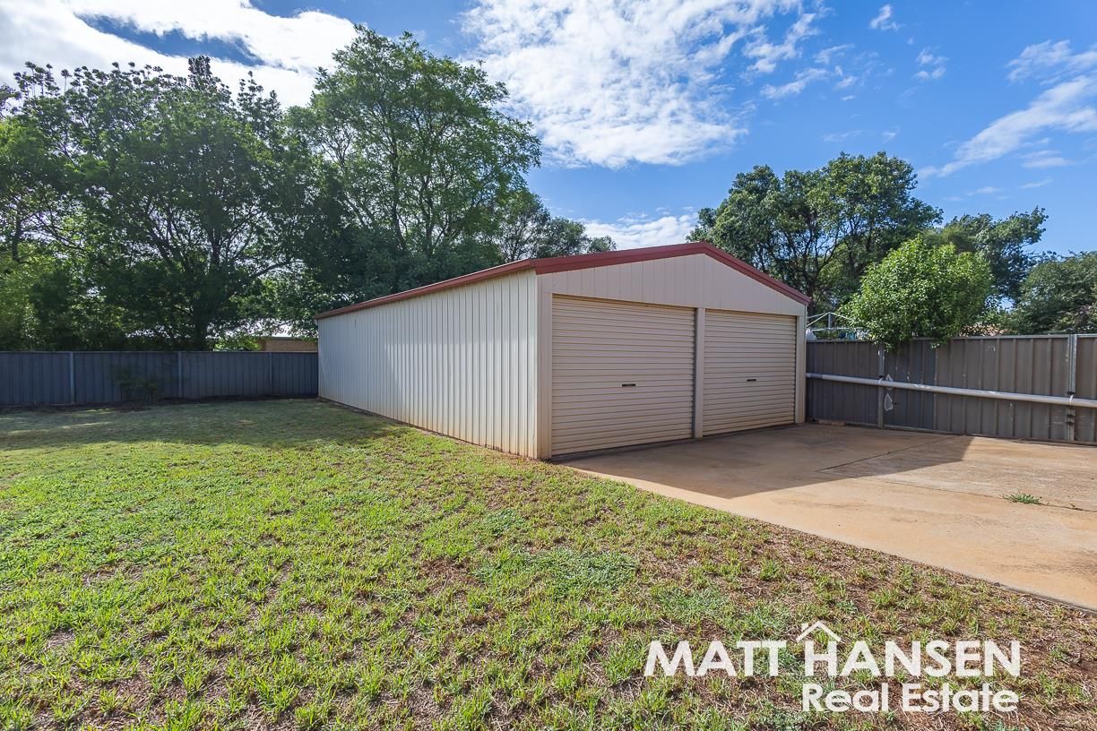 22 Davidson Drive, Dubbo NSW 2830, Image 2