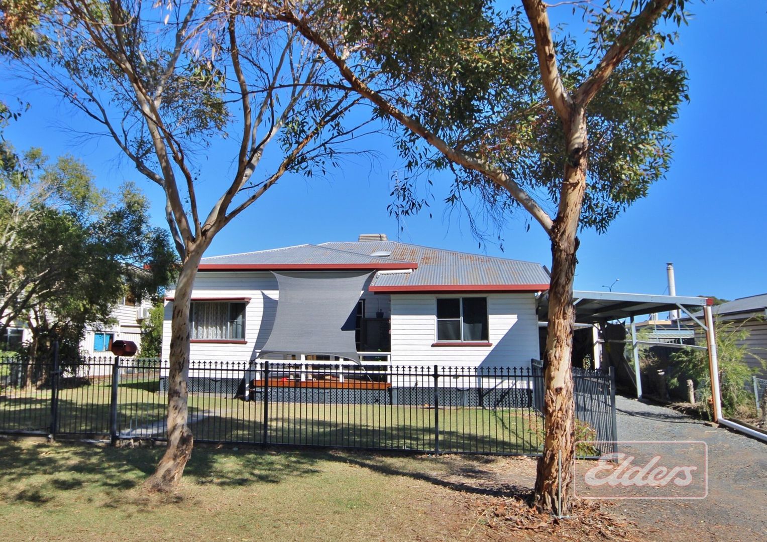 2 Thorley Street, Dalby QLD 4405