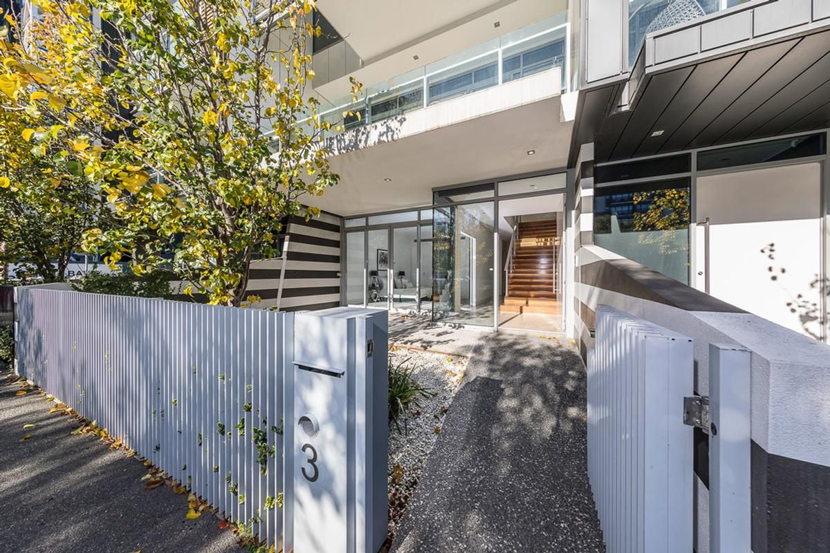 3 Augusta Avenue, Docklands VIC 3008, Image 2