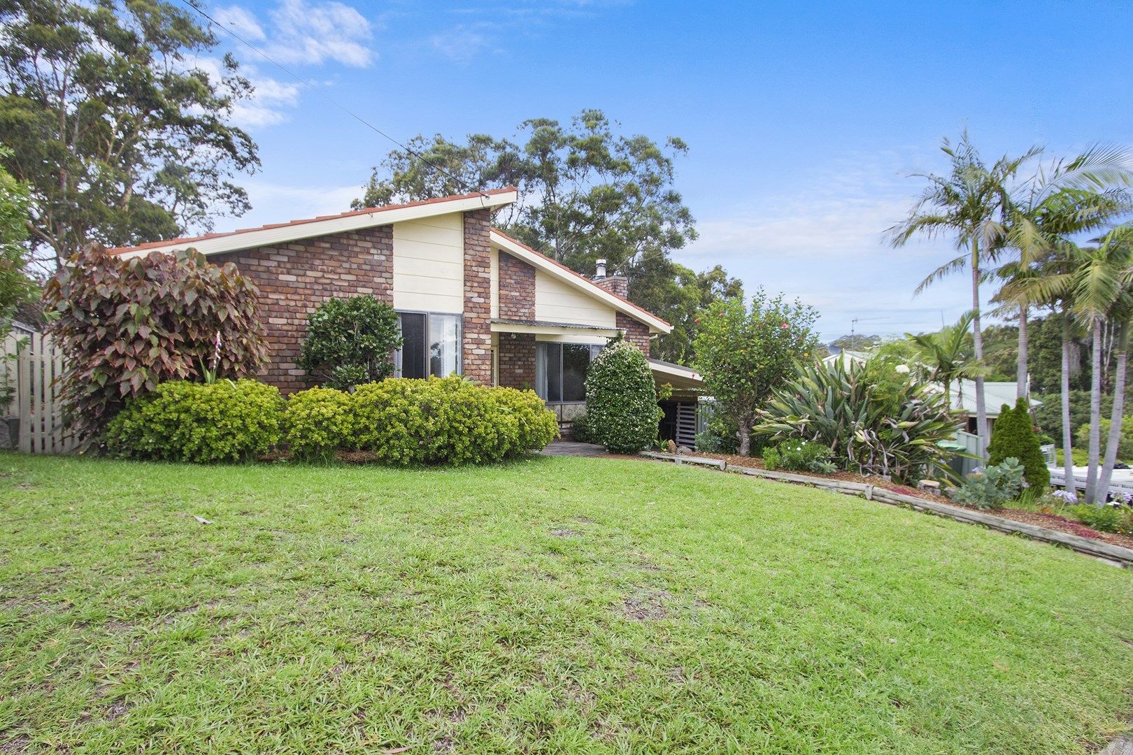 40 Hilltop Crescent, Surf Beach NSW 2536, Image 0