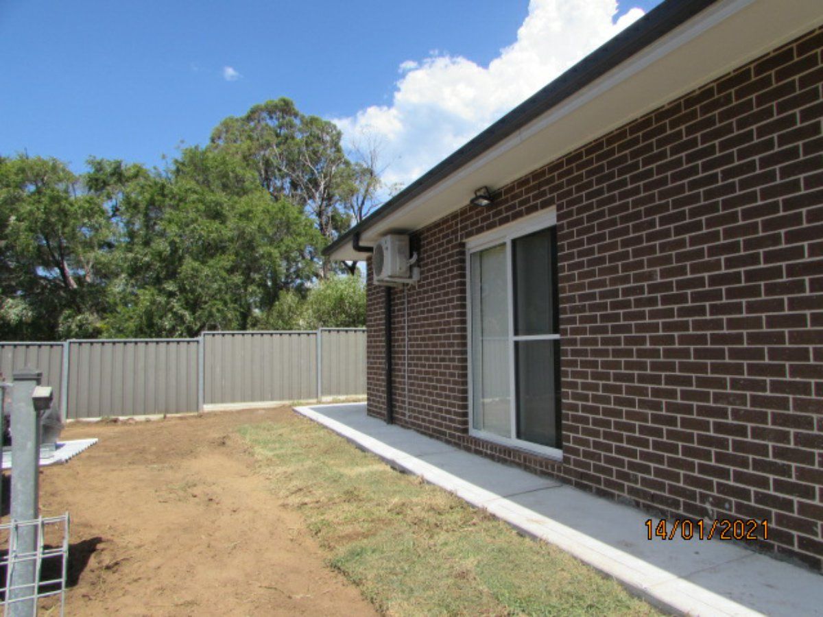 2 bedrooms House in 6A Lewis Street APPIN NSW, 2560