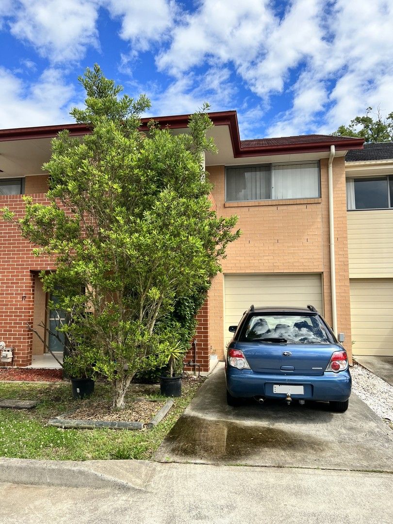 3 bedrooms Townhouse in 16/8 Stockton Street MORISSET NSW, 2264