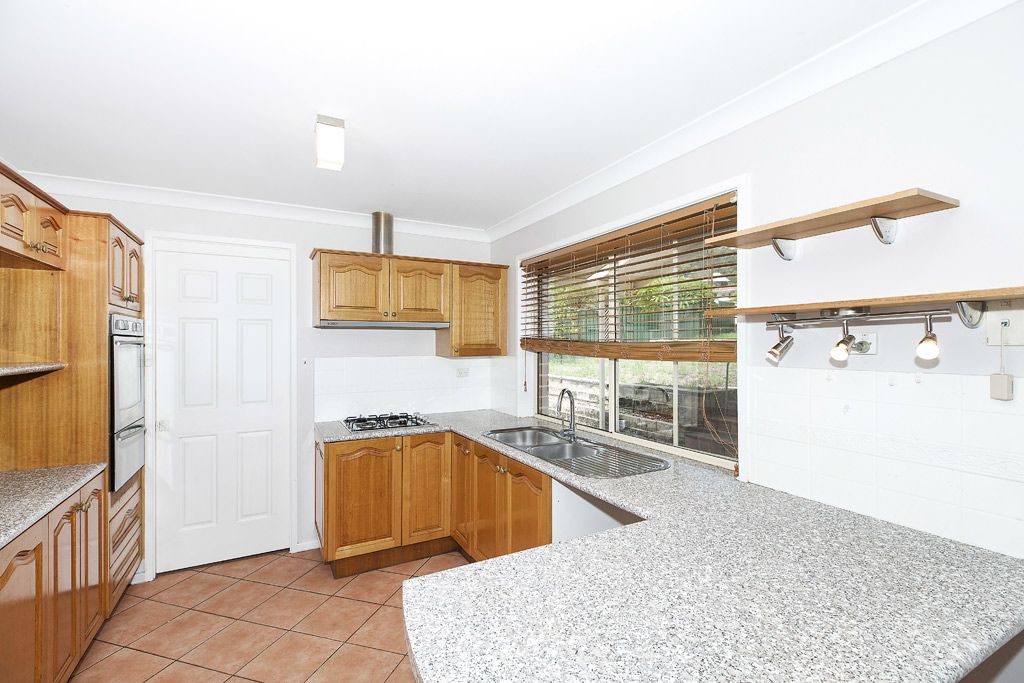 6 Endeavour Close, Woodrising NSW 2284, Image 2