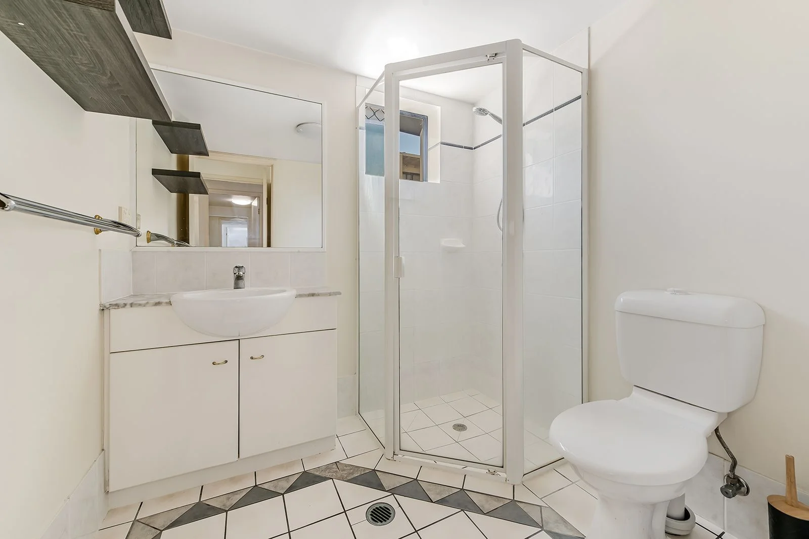 Additional image 7 of 45-55 Harries rd, Coorparoo QLD 4151