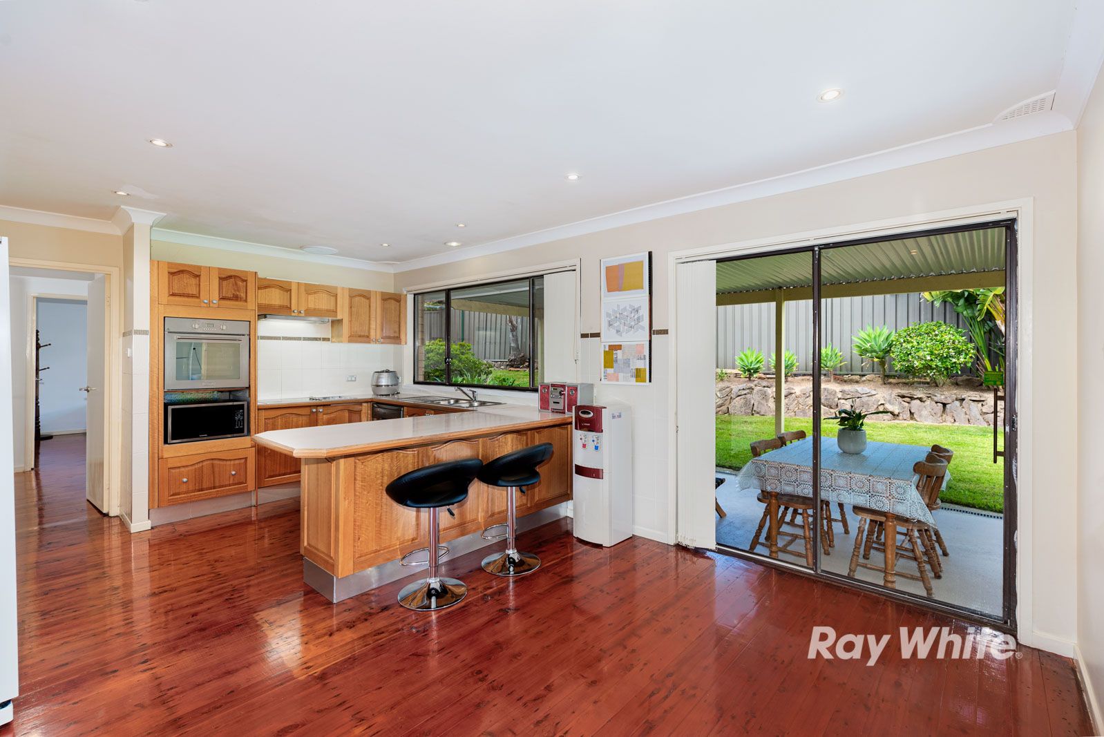 19 Miretta Place, Castle Hill NSW 2154, Image 2