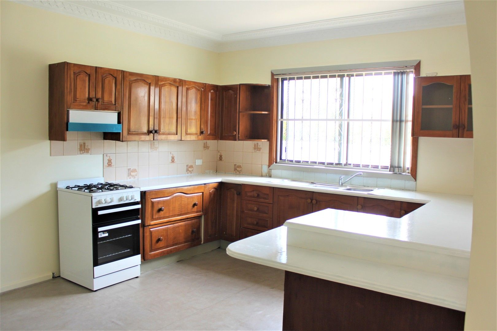 4 bedrooms House in 10 Berith Street GREYSTANES NSW, 2145