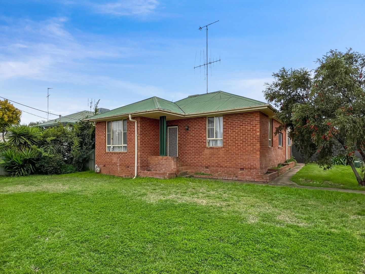 22 Kookaburra Street, Parkes NSW 2870, Image 0