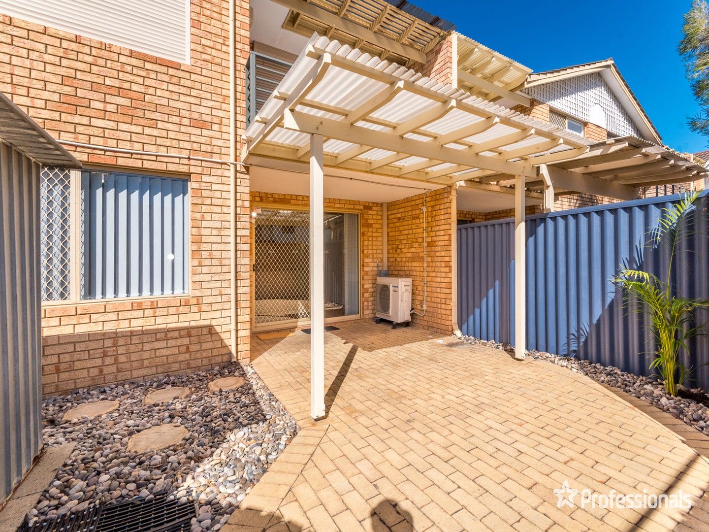 4/2 Mitchell Street, Bentley WA 6102, Image 0